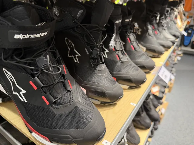 Alpinestars motorcykelsko hos Rydbergs MC