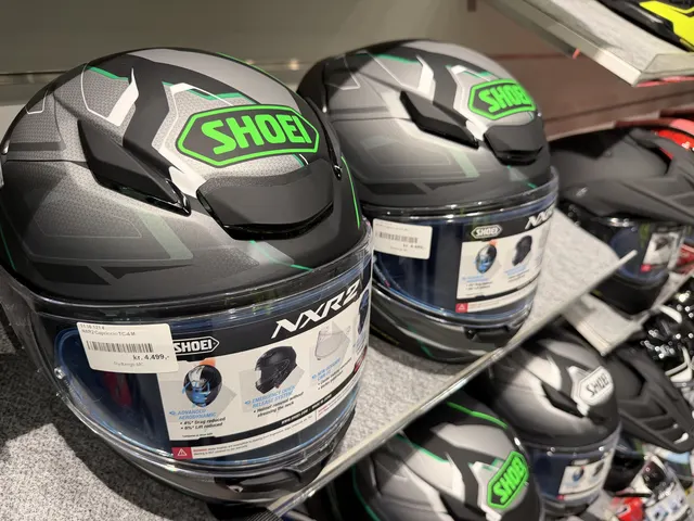 Shoei NXR hjelme hos Rydbergs MC